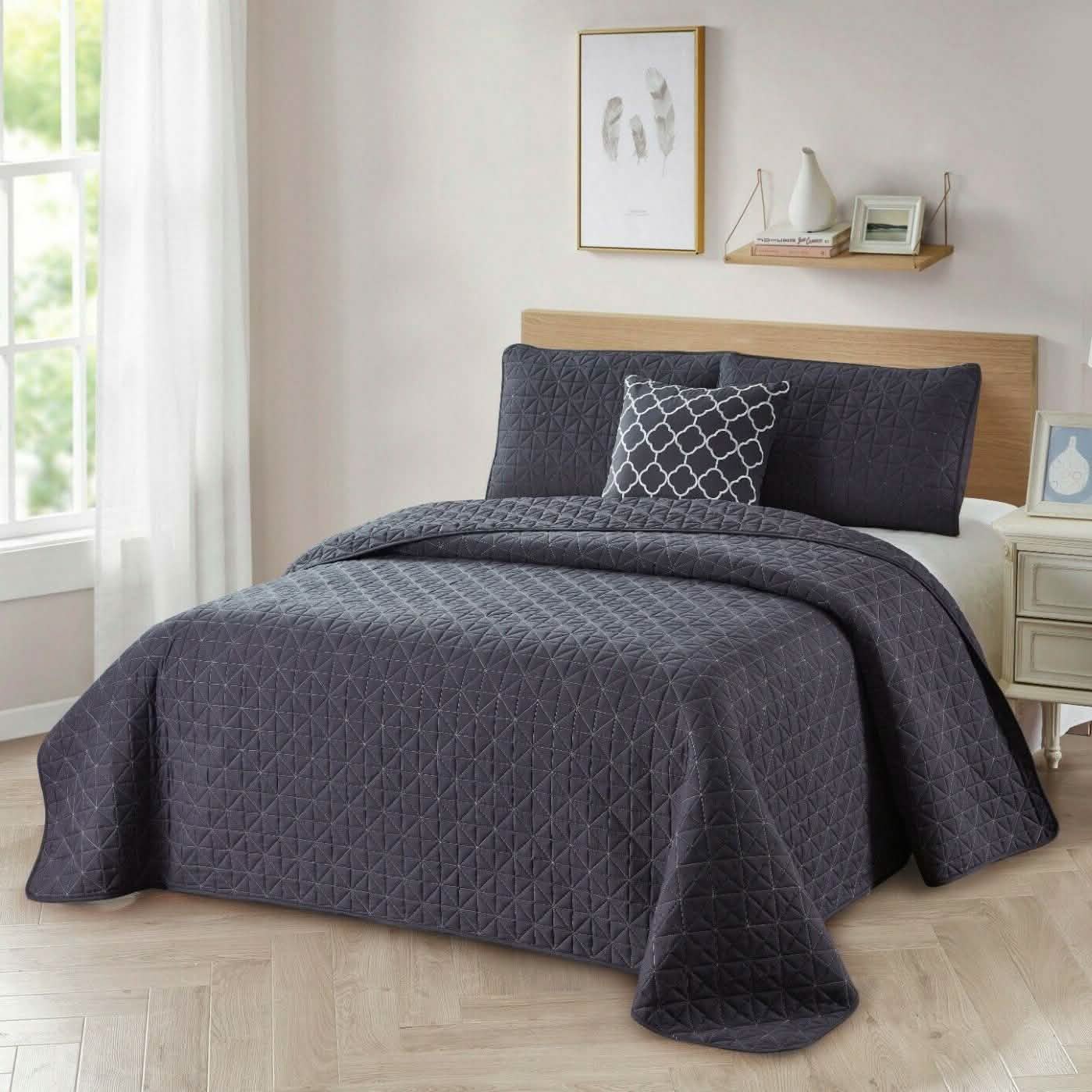 -Piece: Bibb Home Solid Reversible Quilt Set with Embroidered Cushion - Gray Twin