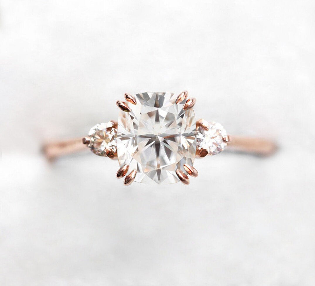 Alma Cushion Diamond Ring - k white gold