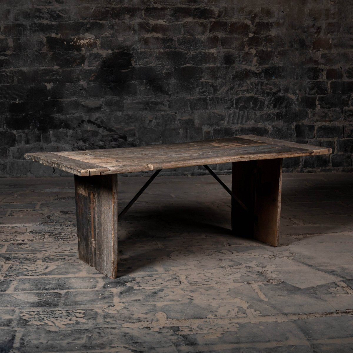 Classic Corner Dining Table - ** Inches Antique Bleach + Leqar