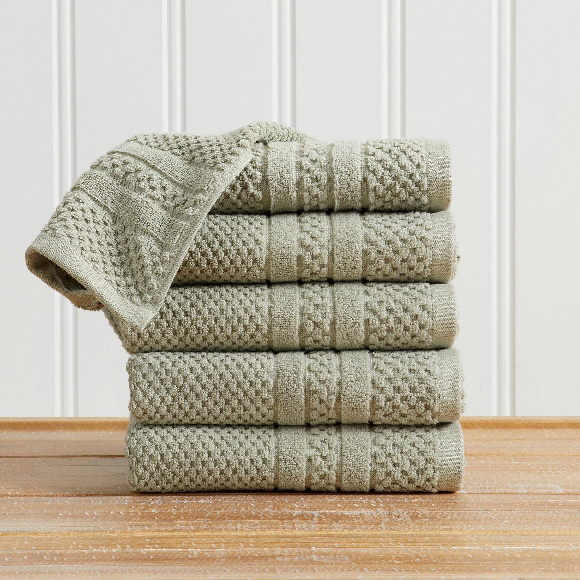 % Cotton Checkered Jacquard Bath Towel Set - Giuliana Collection - Hand Towel Pack of Eucalyptus